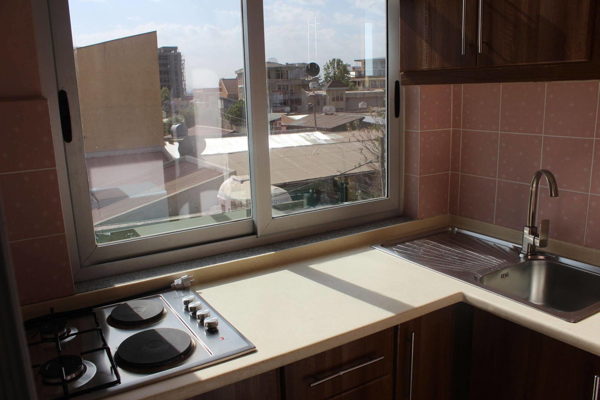 Oasis Hotel Apartment Addis Ababa Exterior photo